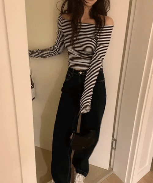 【🖤清純性感】Stripe Off Shoulder Top｜KARINA同款
