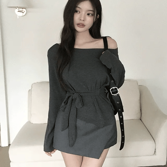 【蝴蝶衫】Rito Ribbon Slim Top