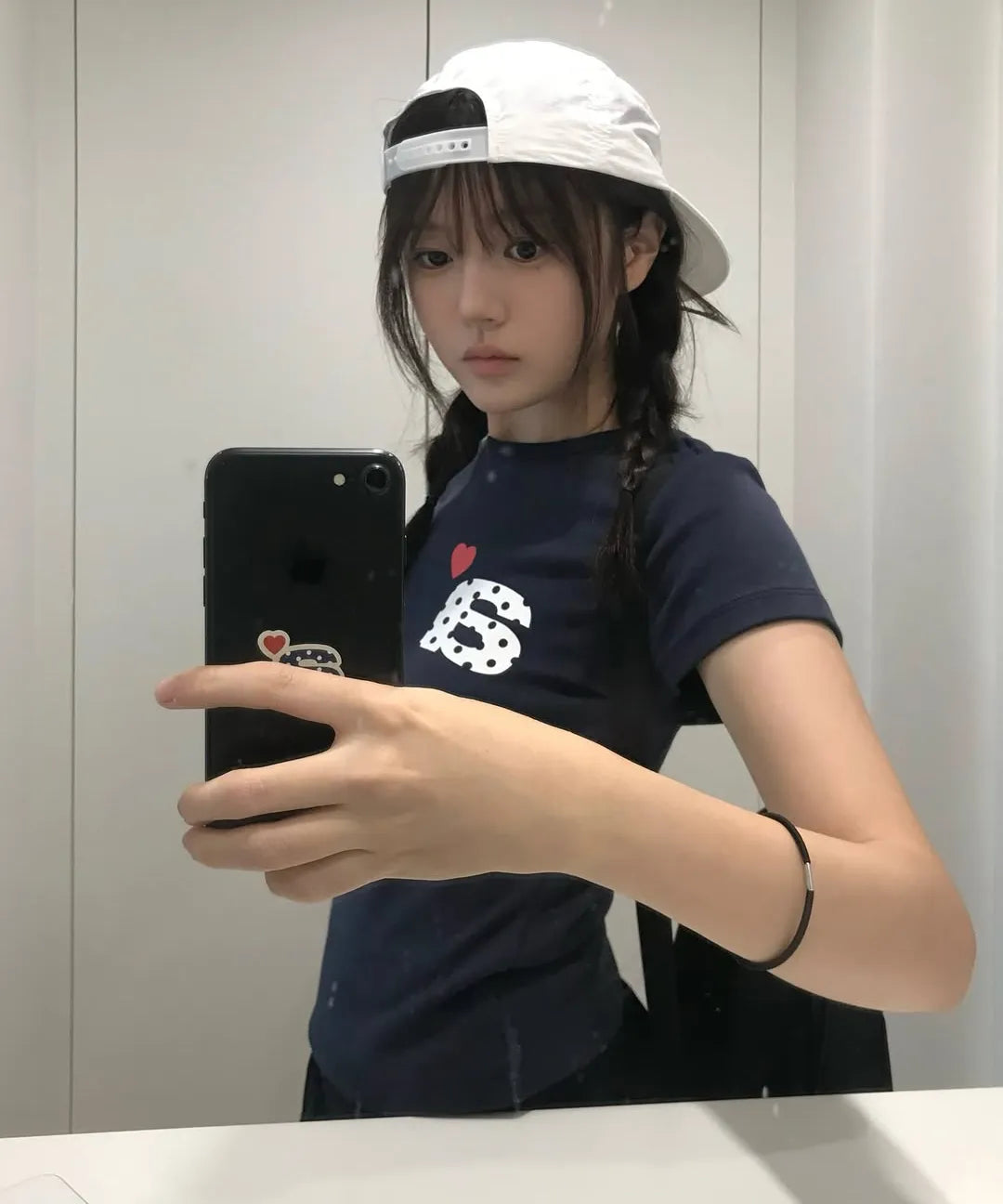 aeae - DOT SMALL LETTER TEE