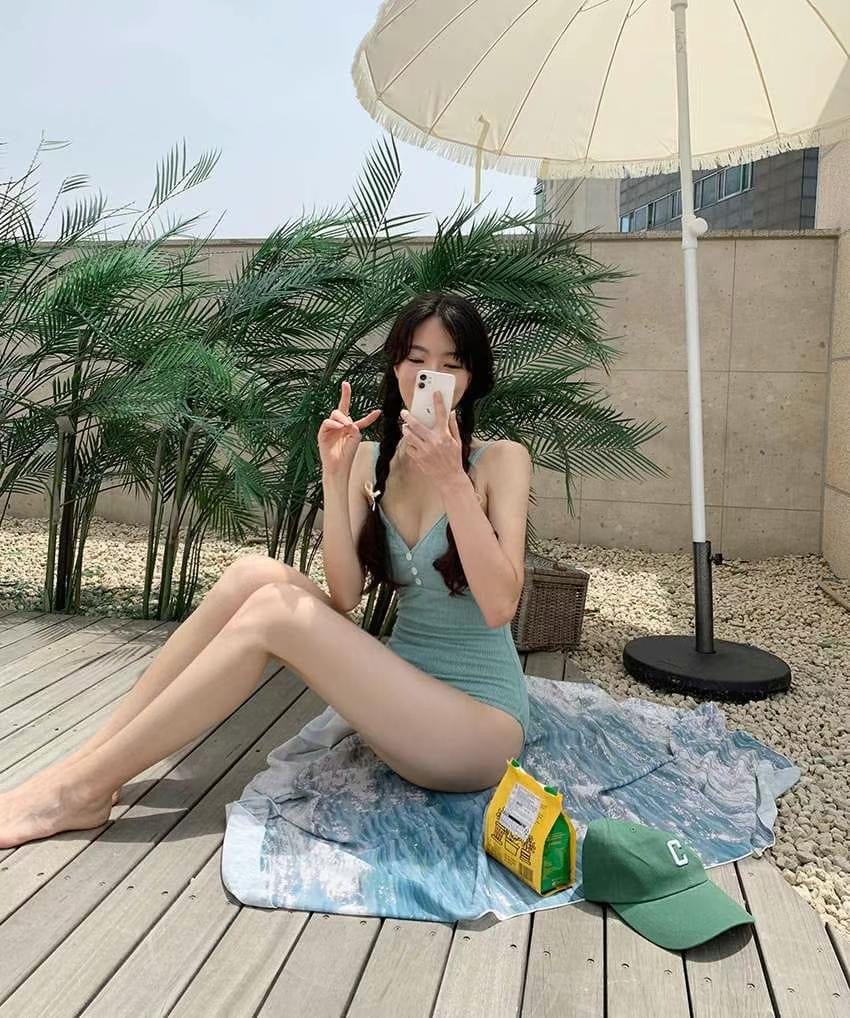 【暢銷回歸！】Button Monokini