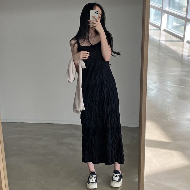 皺皺吊帶背心長裙