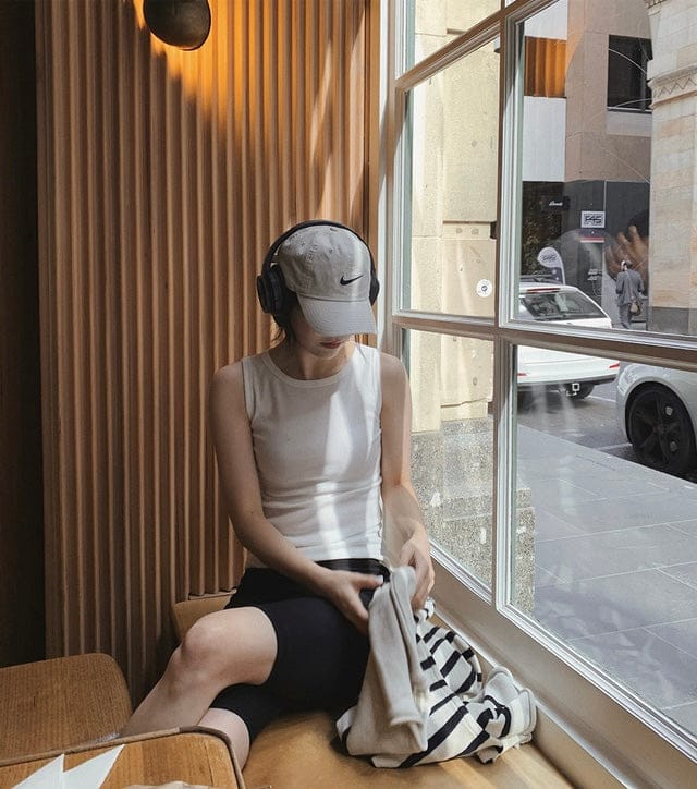 韓網自家製簡約修身背心